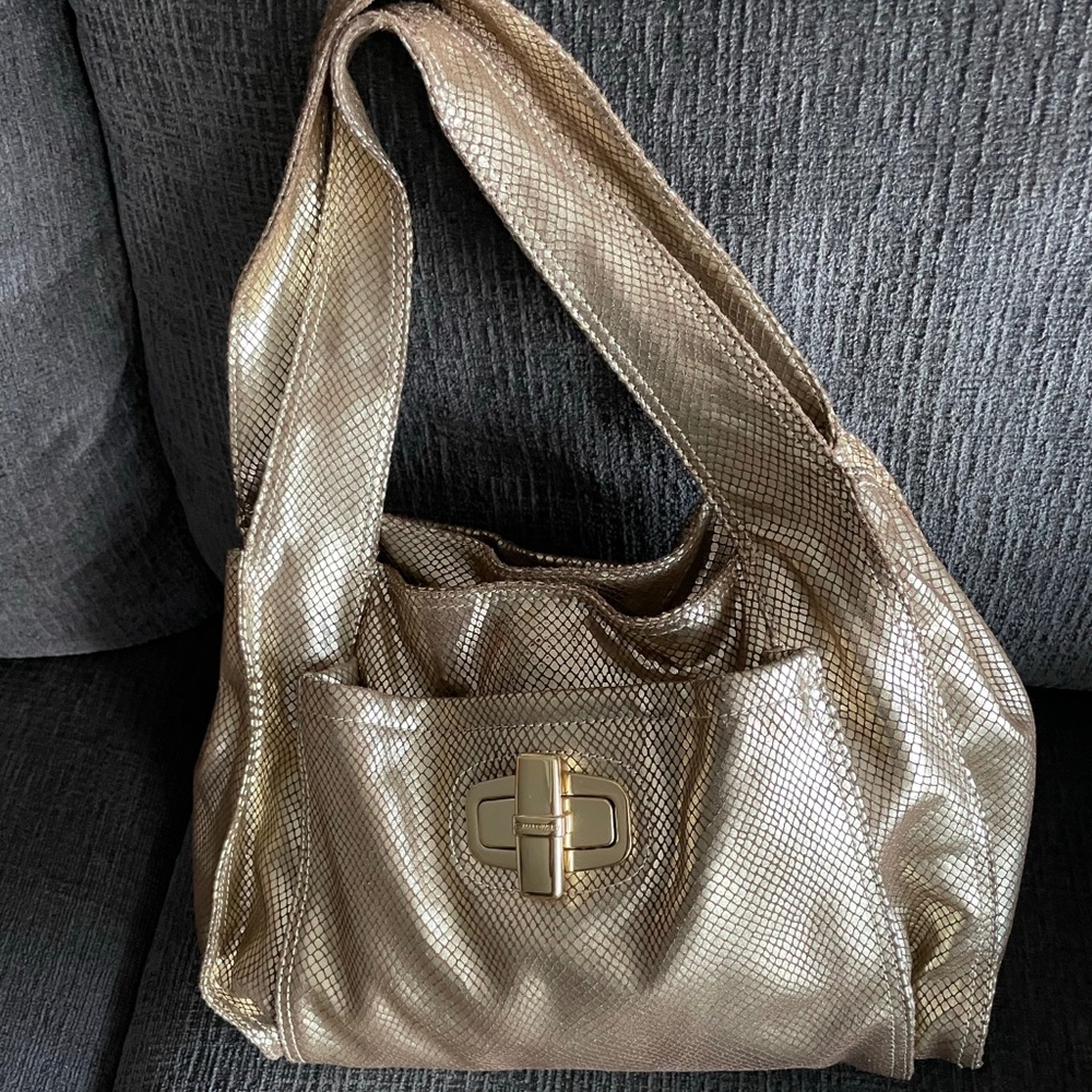 B Makowsky Day or Night Purse